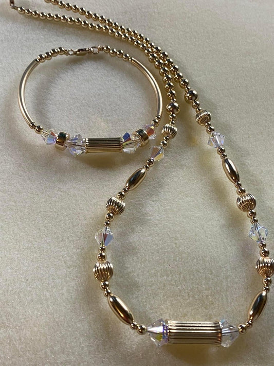 Necklace & Bangle Swarovski Crystal/ Gold Set