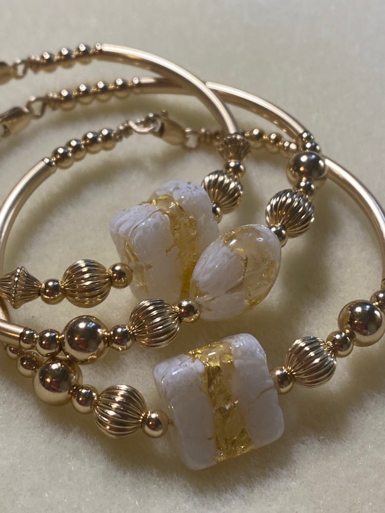 Gold Bangle w/a Splash of Gold (1)